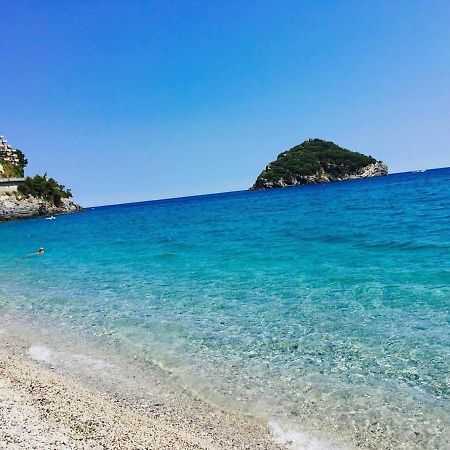 A 5 Minuti Dal Mare - Dolphin Beach House Spotorno Kültér fotó